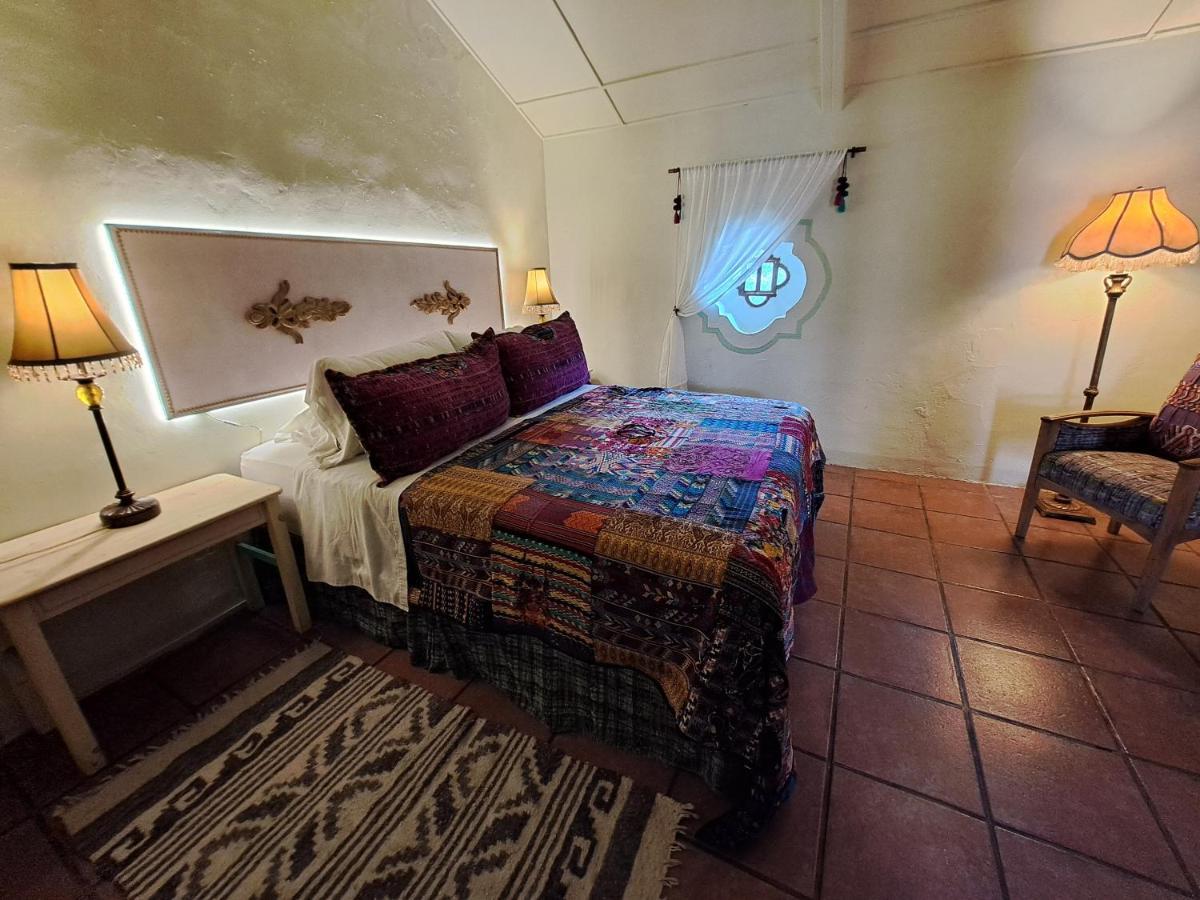 Hostal Yellow House Antigua