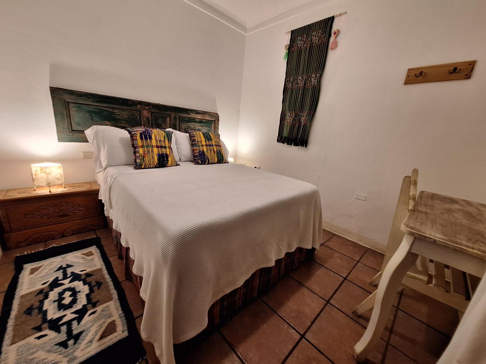 Hostel Yellow House Antigua
