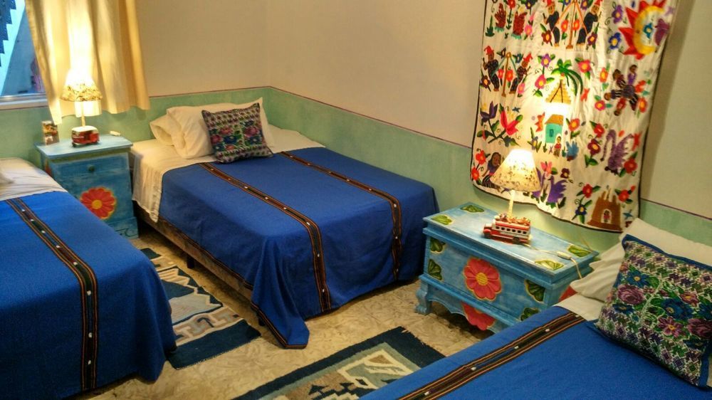 Hostel Yellow House Antigua